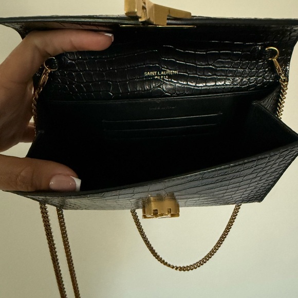Saint Laurent Black Card Holder on Gold Chain - Picture 4 of 11
